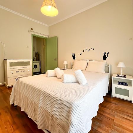 Sonia'S Skg 3 Bedroom Family Apartment - Near Metro เทสซาโลนิกิ ภายนอก รูปภาพ