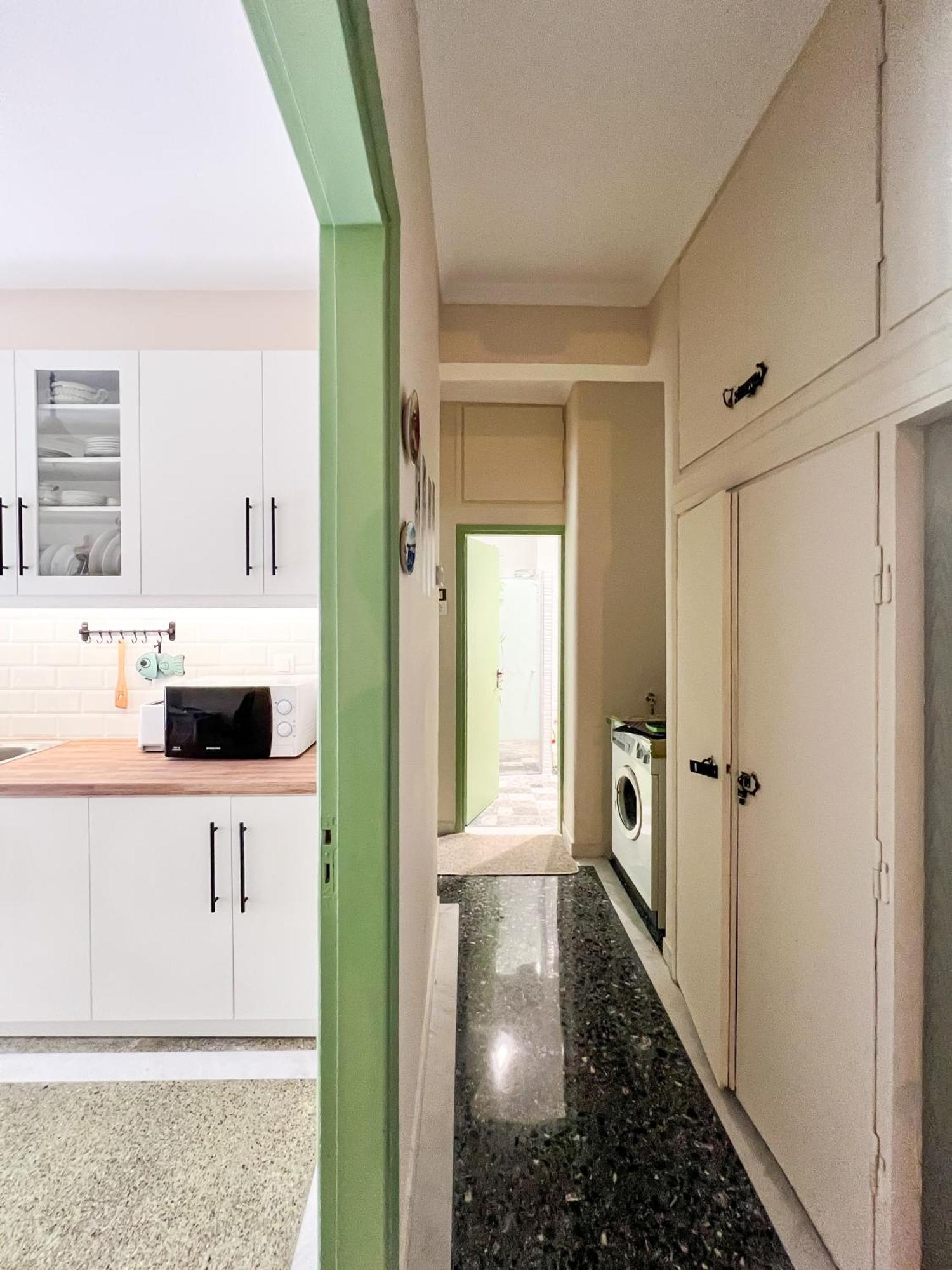 Sonia'S Skg 3 Bedroom Family Apartment - Near Metro เทสซาโลนิกิ ภายนอก รูปภาพ