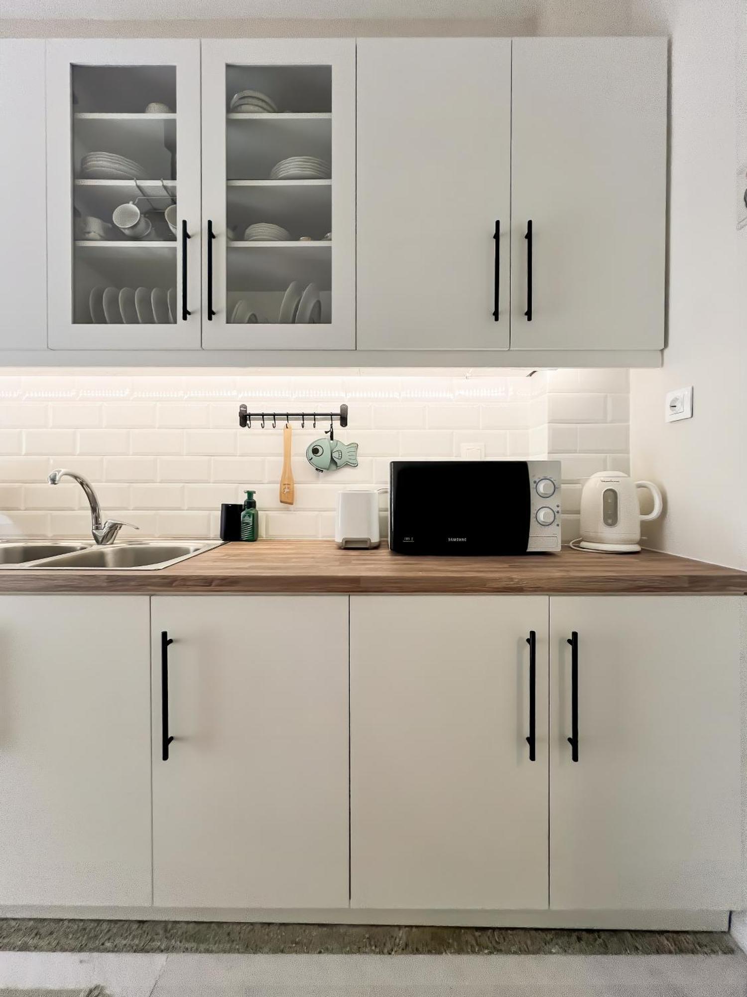 Sonia'S Skg 3 Bedroom Family Apartment - Near Metro เทสซาโลนิกิ ภายนอก รูปภาพ