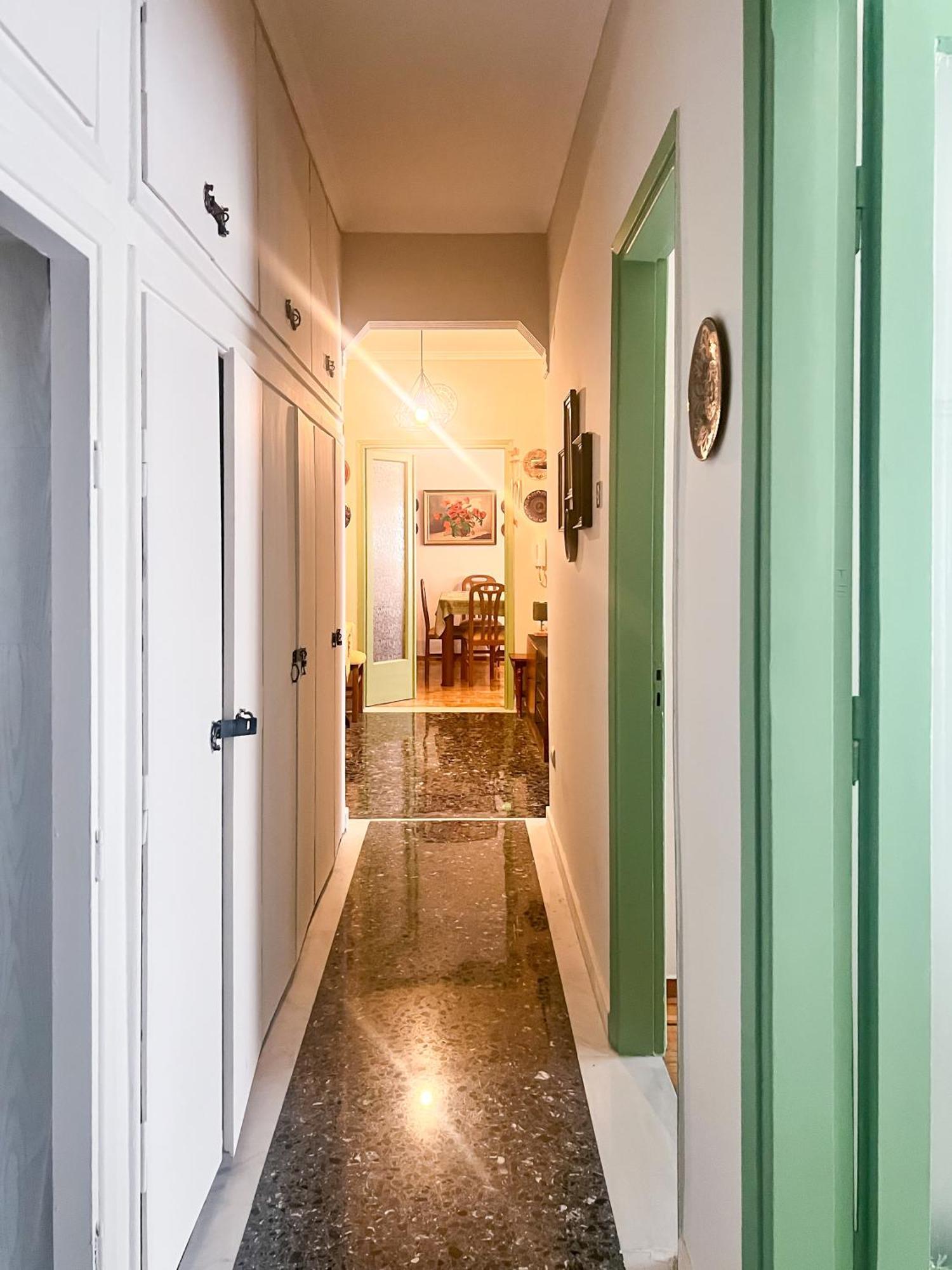 Sonia'S Skg 3 Bedroom Family Apartment - Near Metro เทสซาโลนิกิ ภายนอก รูปภาพ