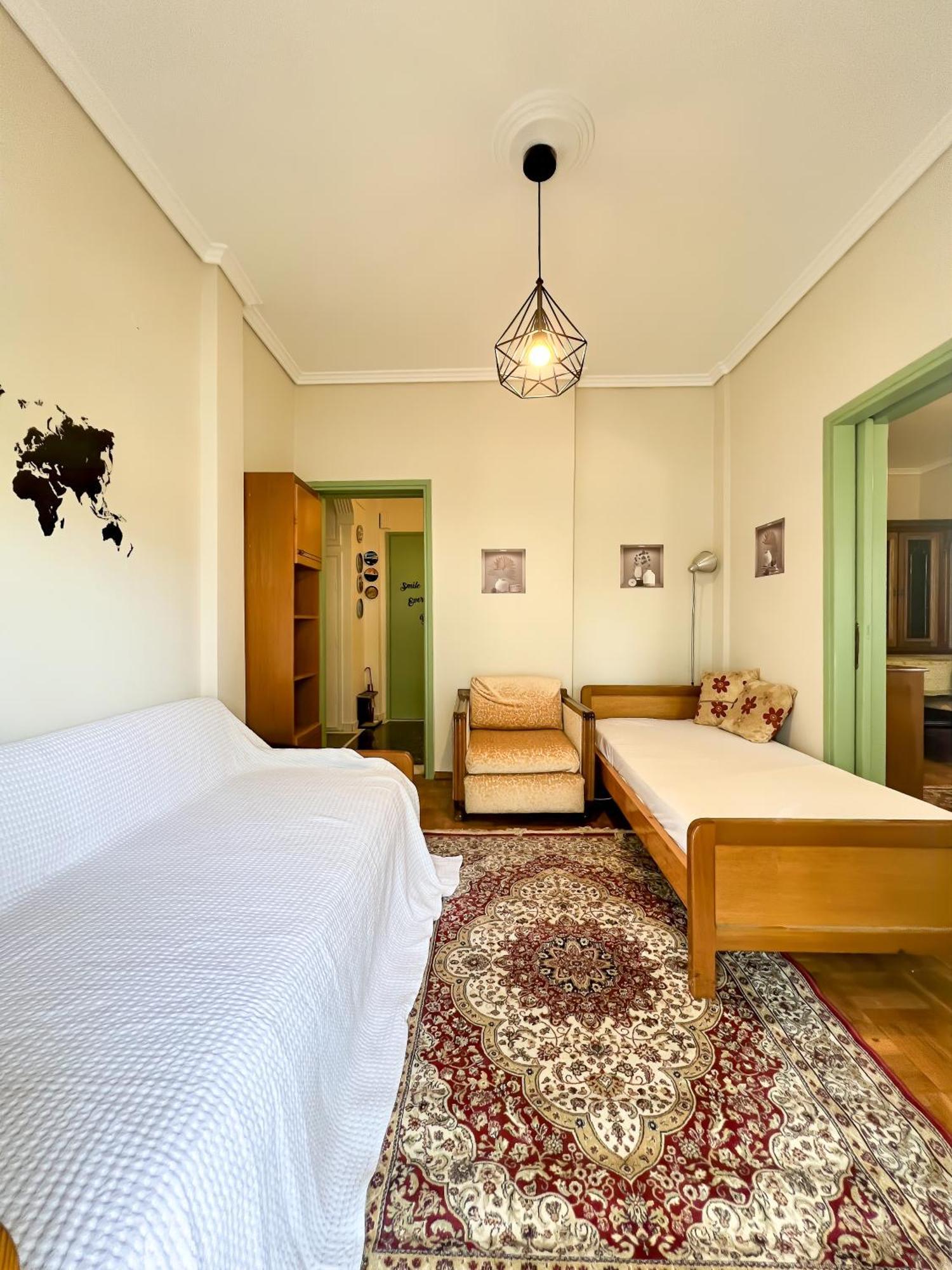 Sonia'S Skg 3 Bedroom Family Apartment - Near Metro เทสซาโลนิกิ ภายนอก รูปภาพ